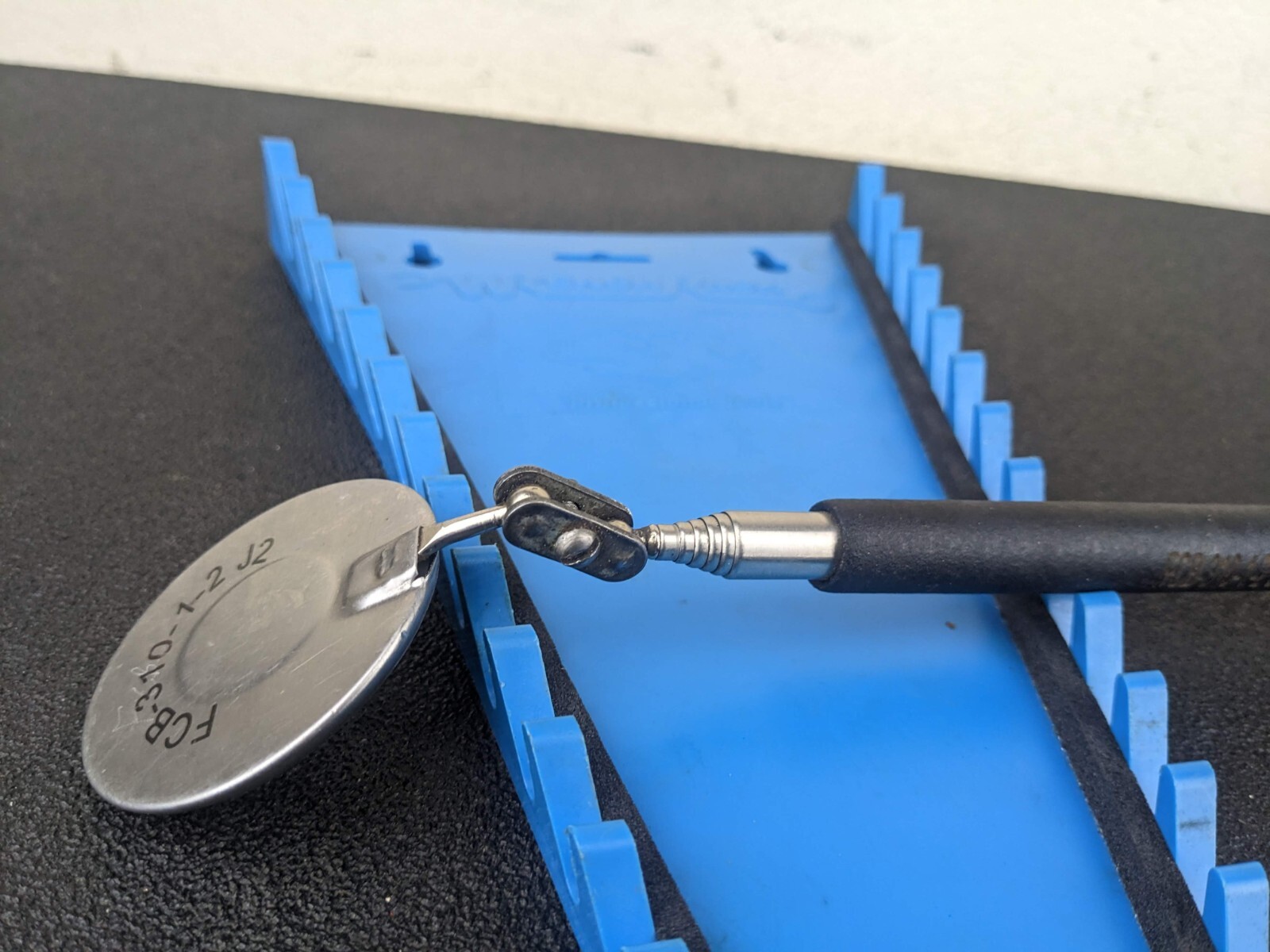 #bk469 Blue-Point UIM2LM 2-1/4” Telescopic Inspection Magnifying Mirror 12″-51″