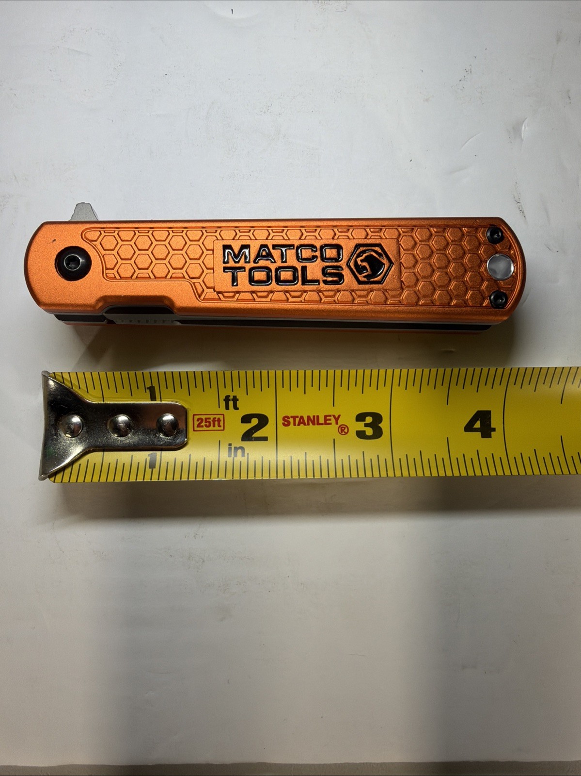 Matco Tools EVERYDAY CARRY FOLDING CLIP LIFTER W/ ALUMINUM HANDLE- ORANGE