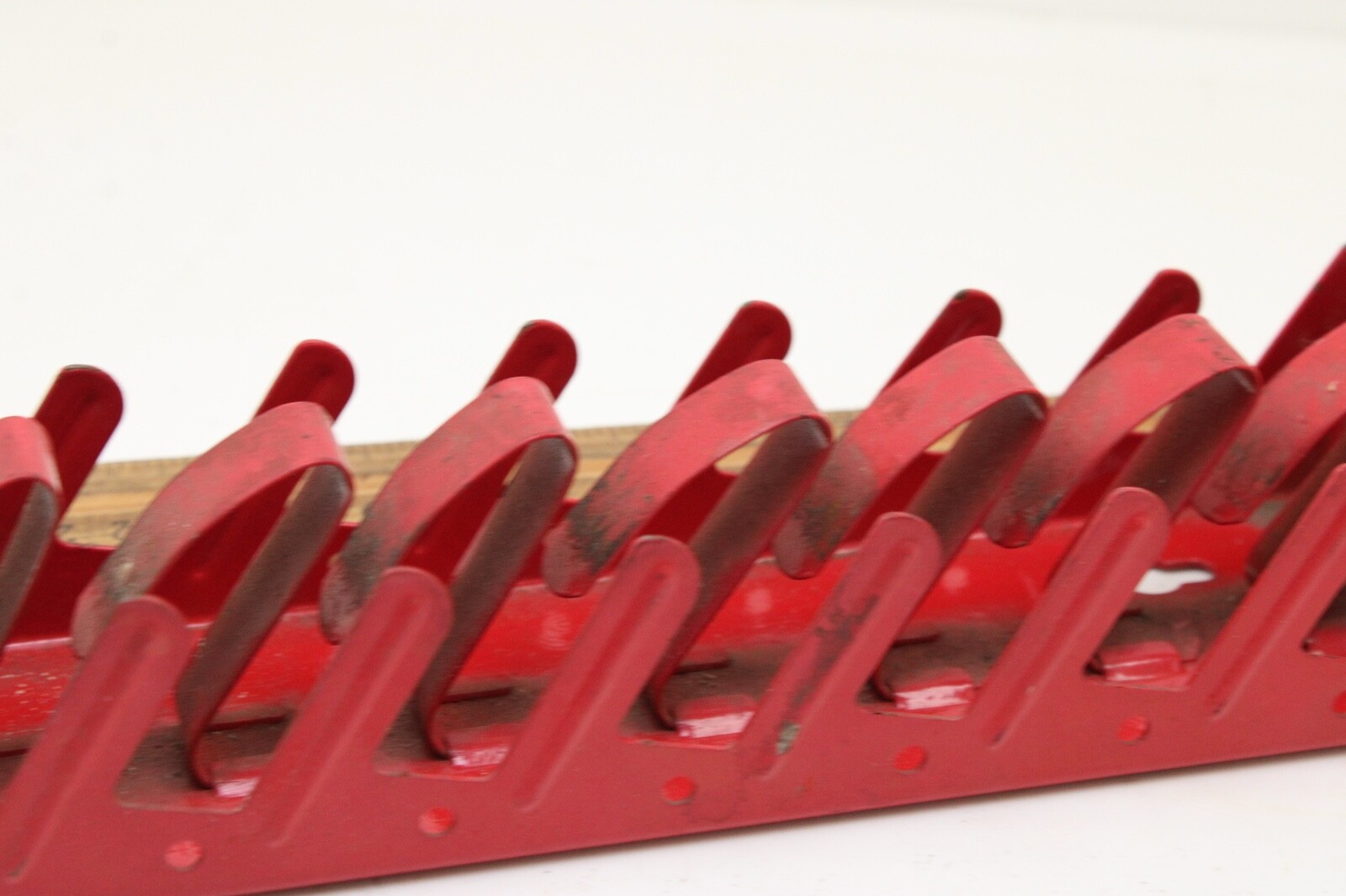 Spanger Model 850 Wrench Rack Only Holds 8 Wrenches Red Metal Wall Mount USA