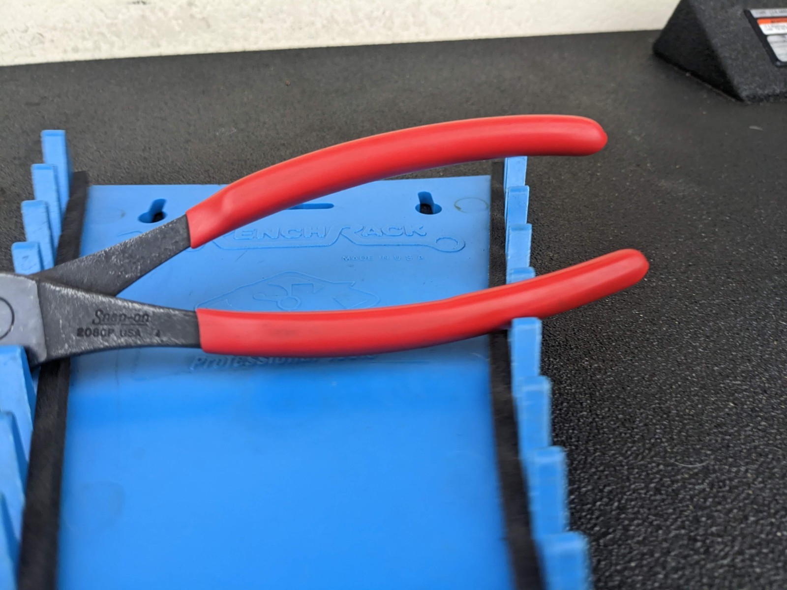 #bo477 Snap-on Tools 208CP 8″ Angle Nose Battery Terminal Pliers USA Red