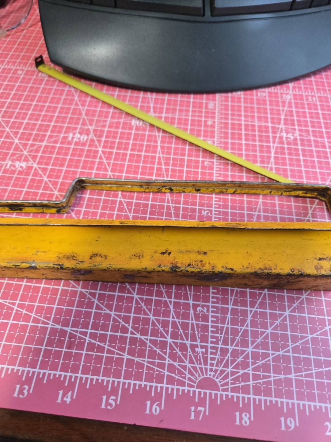 Unbranded 12.5 In Long Metal 3/8 Deep Socket Tray Holder 14 Slot Lip Vintage