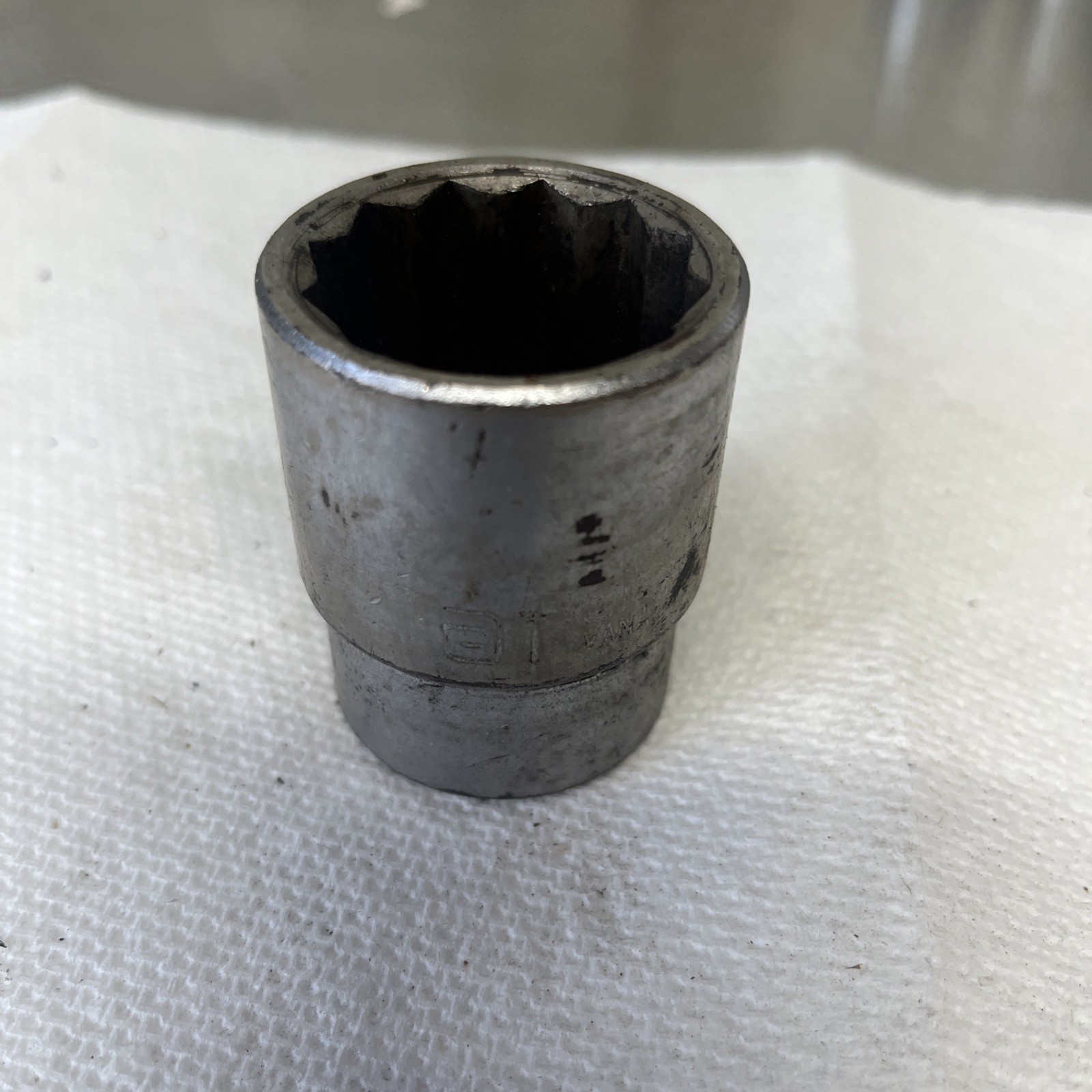 31 3/4″ Drive 1-3/16″ 12pt Point Shallow Socket Canada series