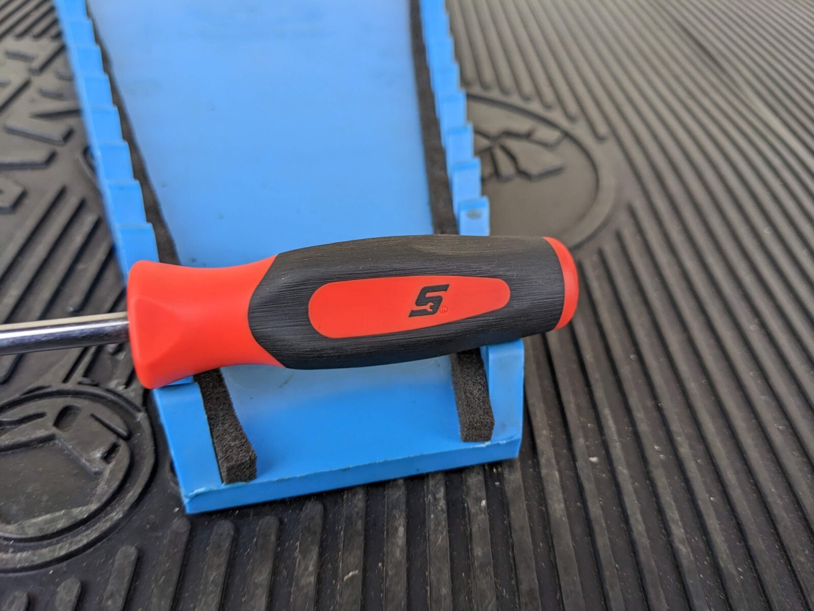 #bh358 SNAP ON TOOLS SGDP301 #1 PHILLIPS ORANGE SOFT GRIP SCREWDRIVER