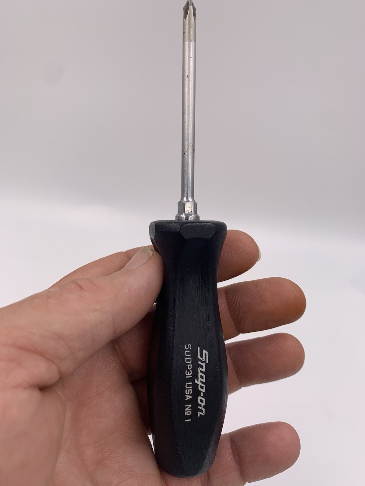 Snap-on Tools USA #1 Phillips -BLACK- Hard Handle Screwdriver SDDP31 -NICE-