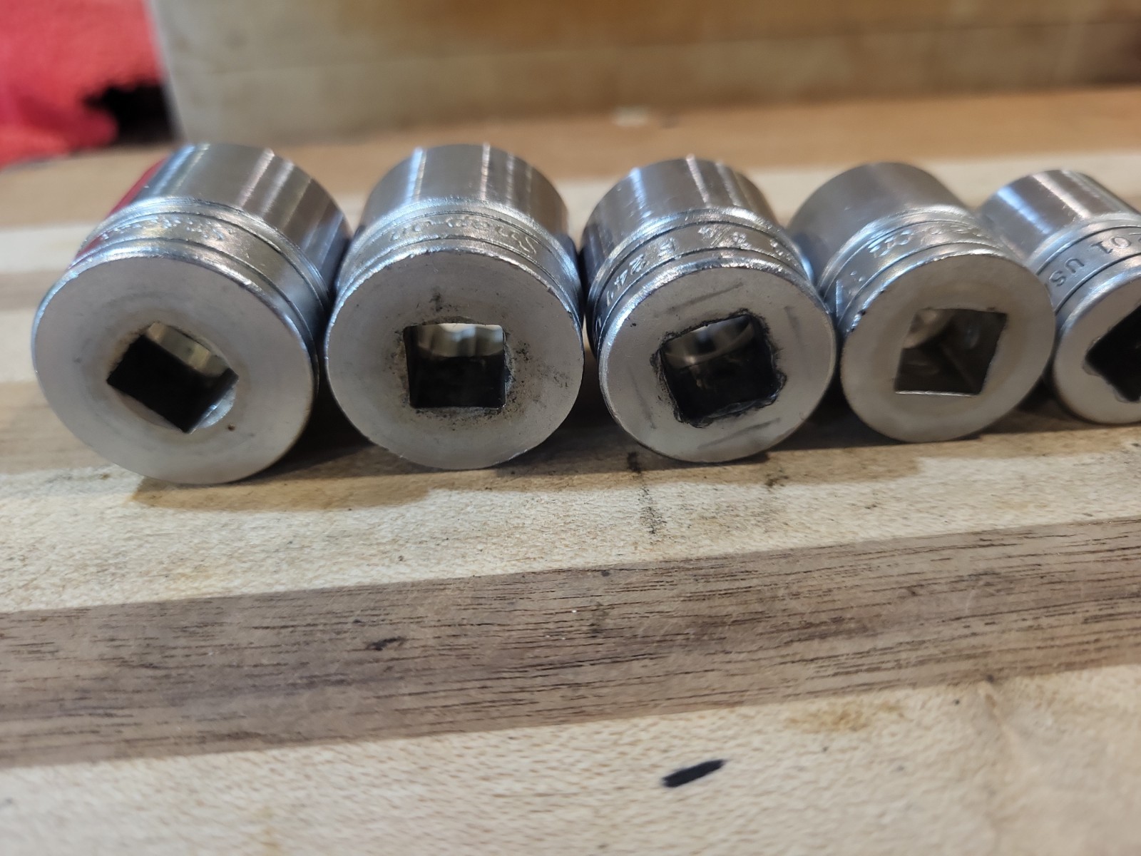 Snap On 211FY 11 Pc. 3/8″ Dr 12 Pt. SAE Shallow Socket Set 1/4″-7/8″ F081-F281
