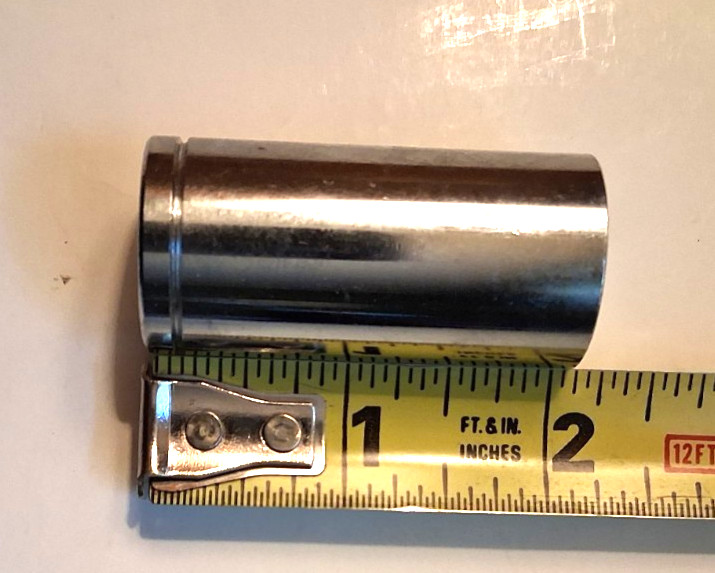 3/8″ Drive Universal Gator Grip Socket, Fits 1/4″ – 3/4″ SAE and & 7-19 Metric