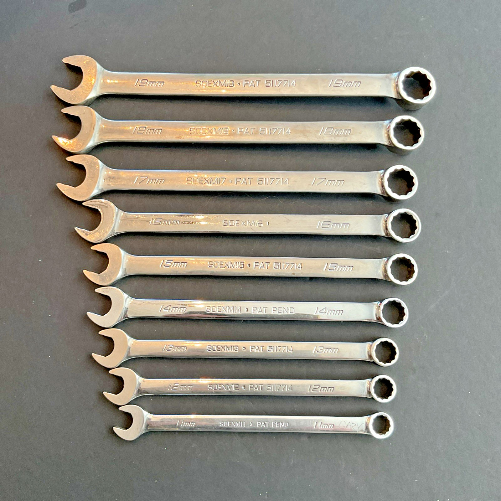 Snap On SOEXM 12-Point Metric Flank Drive Wrench Set 9 Pieces 11MM Thru 19MM