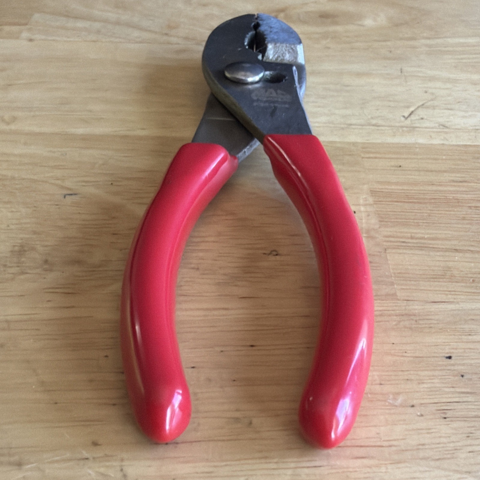Mac Tools 6.5″ Adjustable Slip Joint Pliers Red Handle P301948 READ!