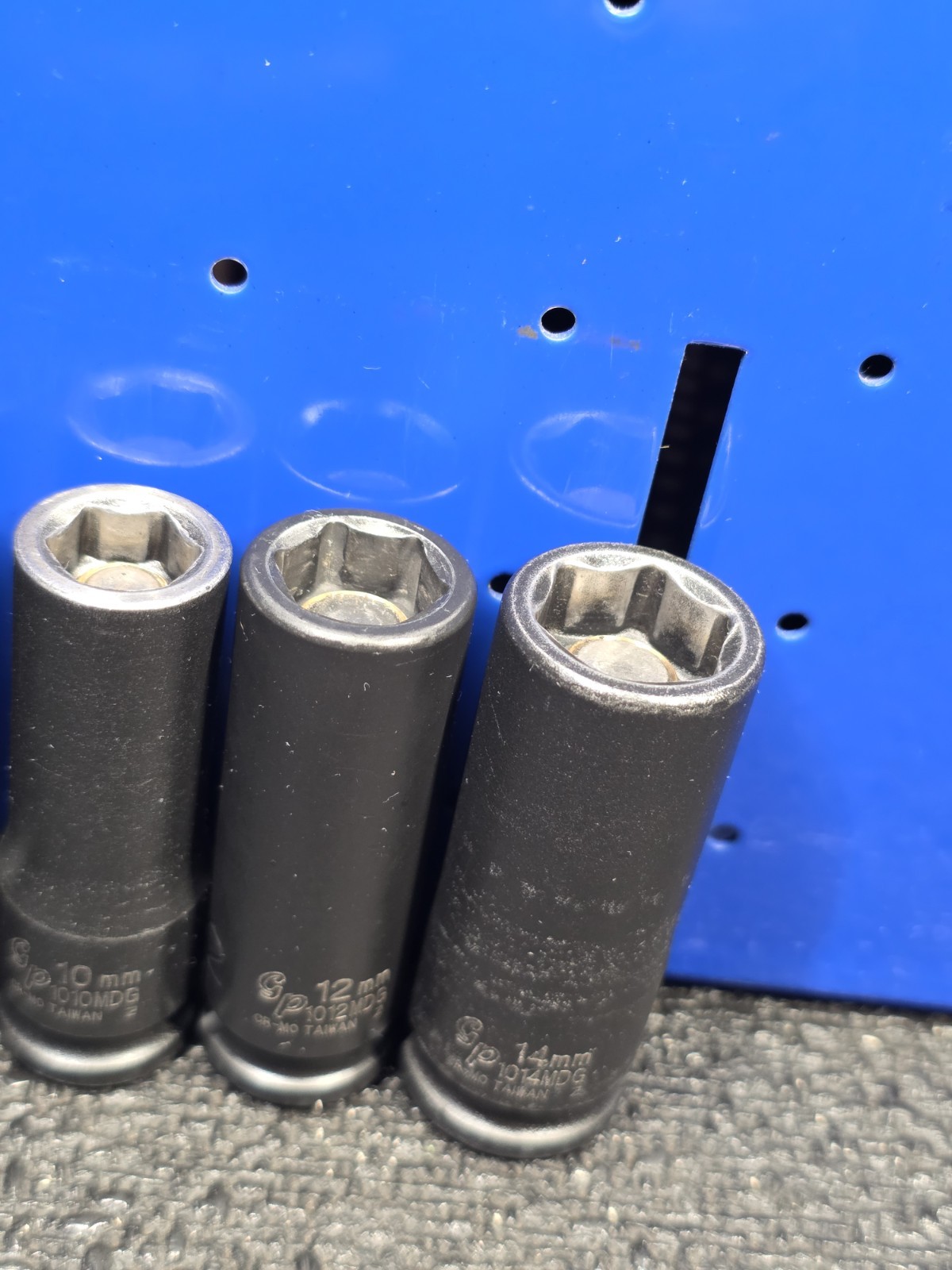 Grey Pneumatic GP 3/8″ Drive 8, 10, 12 & 14mm Magnetic Deep Impact Sockets Nice