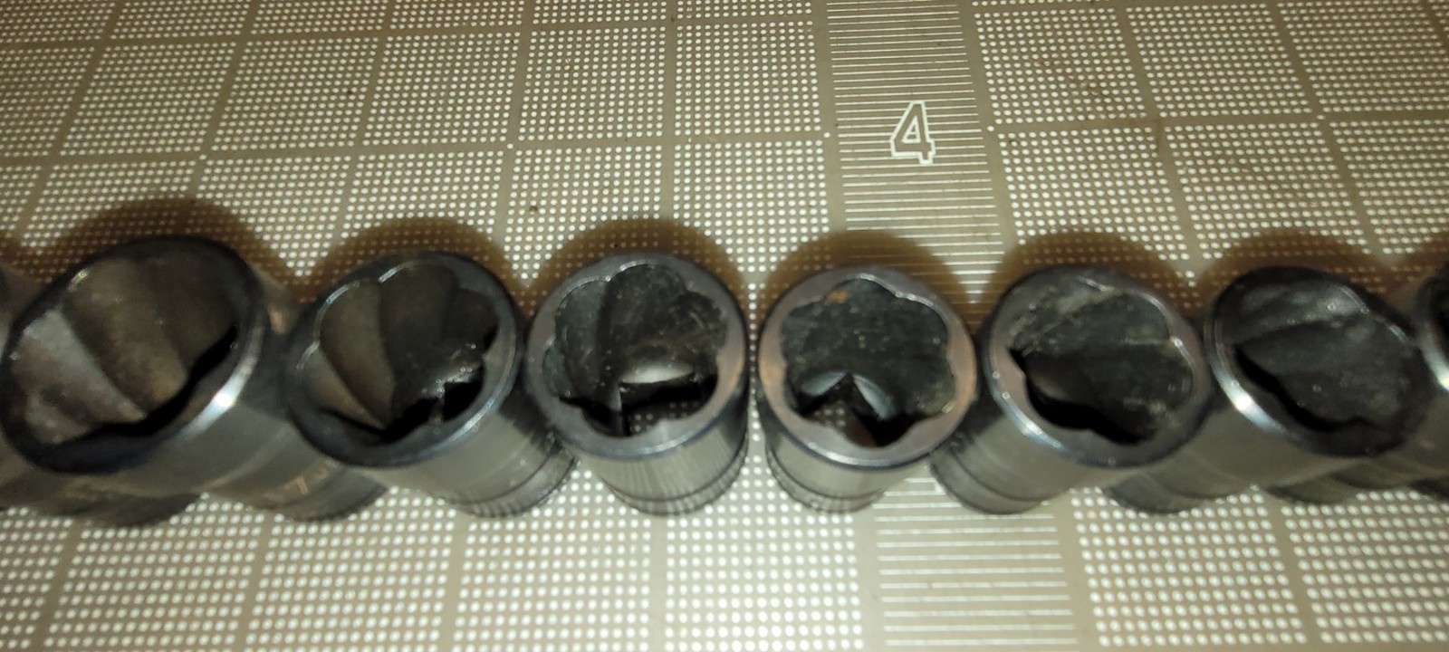 TFSY 13 pc 3/8″ Drive Metric / SAE Shallow Twist Impact Socket Set Blue-Point