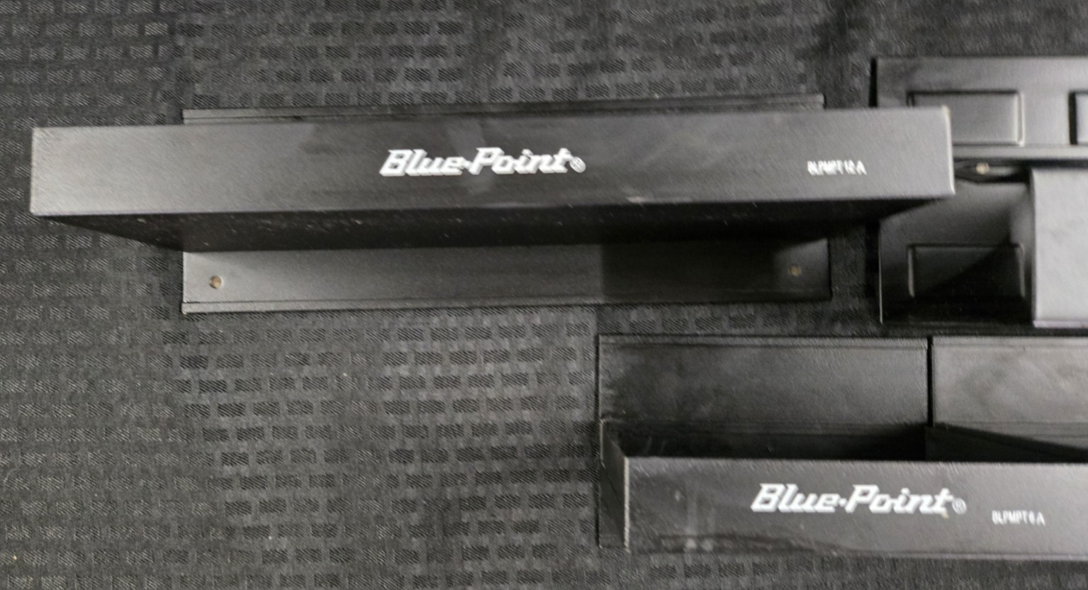 Set Of 4 Blue Point New Magnetic Trays #BLPMPT12A, 10A, 6A, + BLP3CANHLDRA-USED