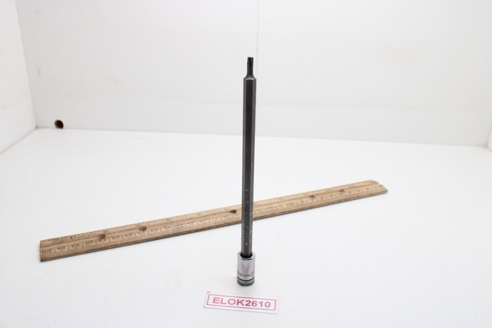Gearwrench 82512 T15 1/4″ Drive Long Torx Bit Socket