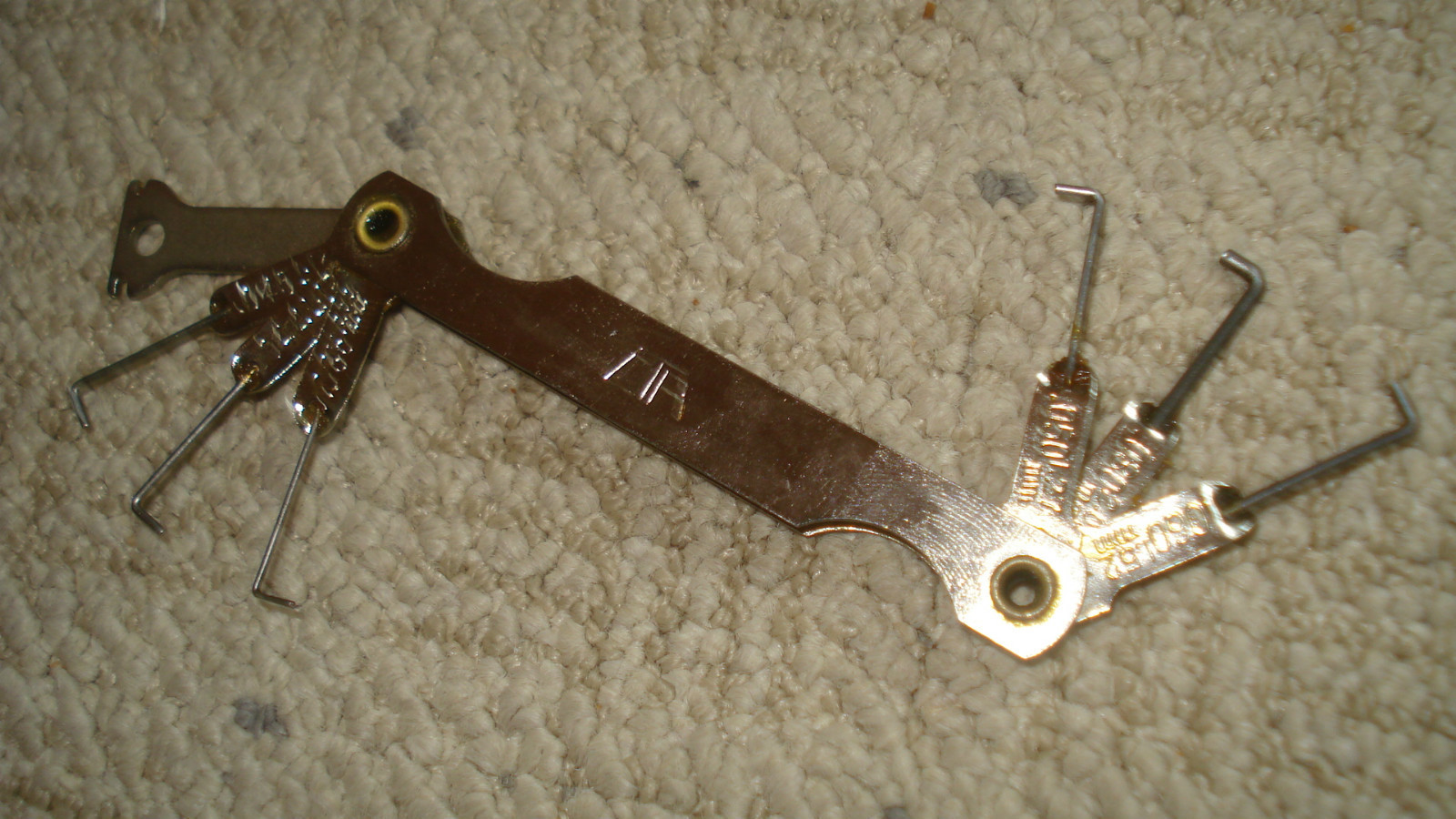 2 CTA NO. A324 SPARK PLUG GAUGE / GAGE / GAP TOOLS 6 WIRE FREE SHIPPING