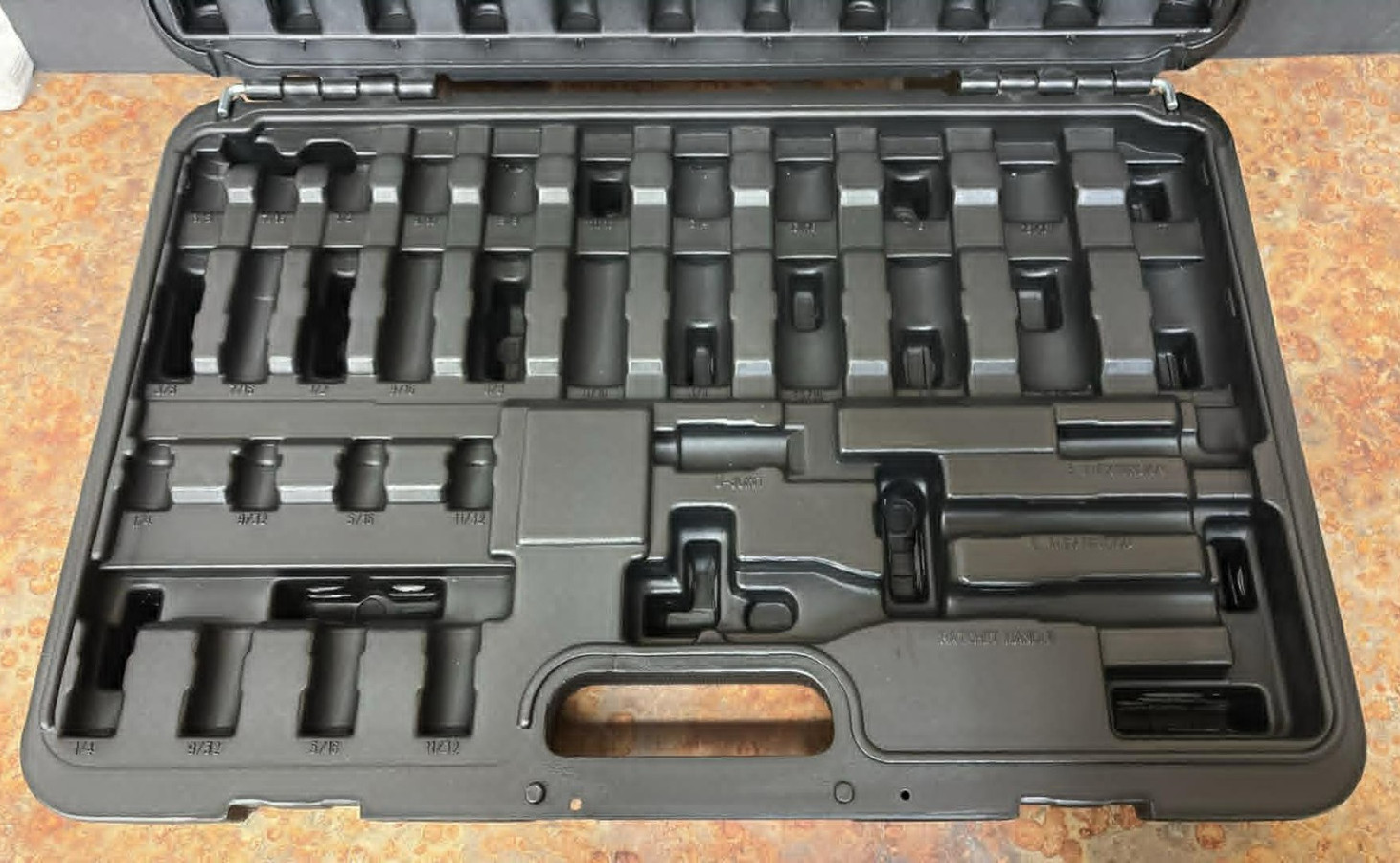 Quinn 3/8 Master Socket Ratchet U-Joint Set CASE ONLY Free Shipping 20×13