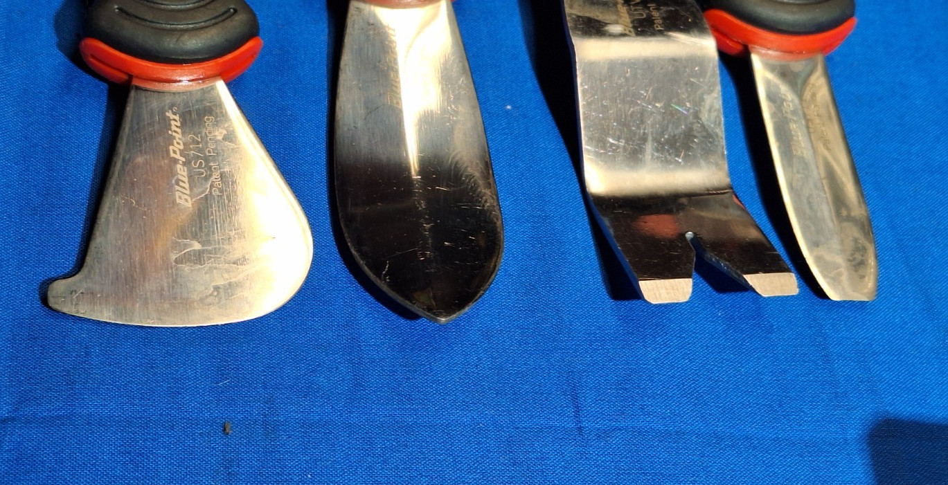 Blue Point 8 piece Knife blade, scraper, V & U Blade door panel tools