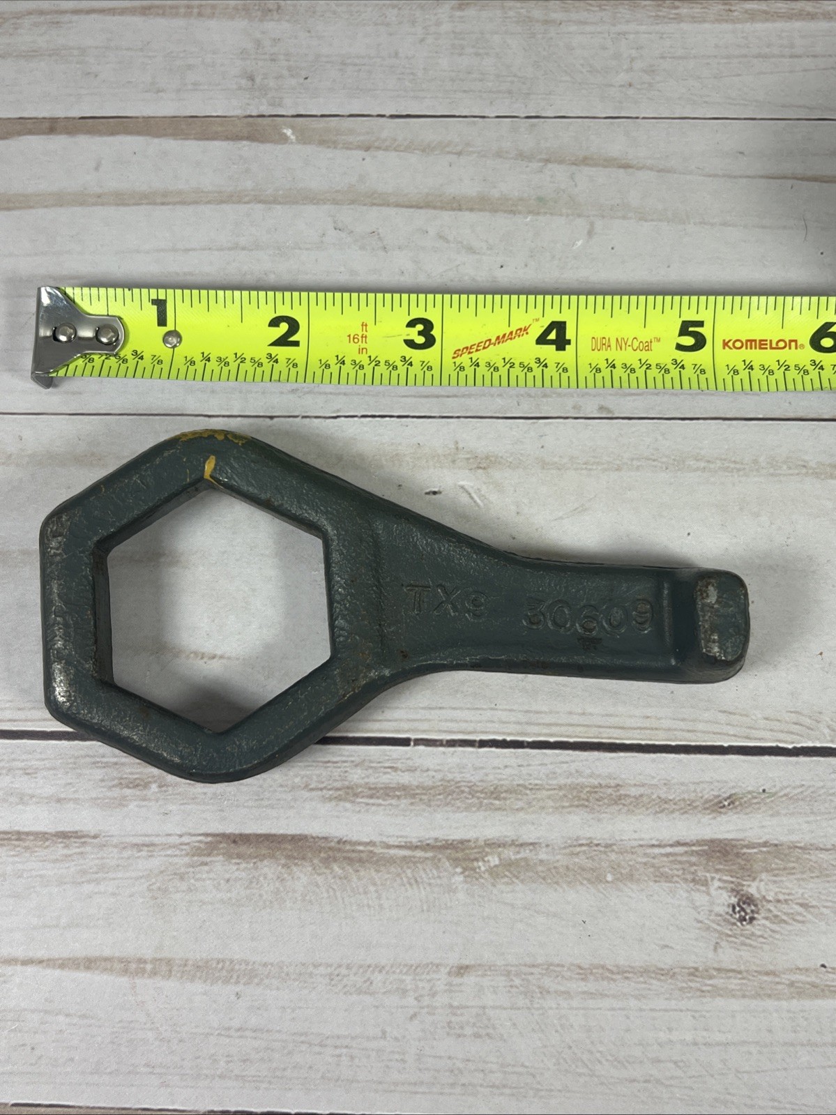 Vintage Ken Tool TX9 Cap Bud Nut Wrench Pork Chop 1 1/2″ Tool 30609