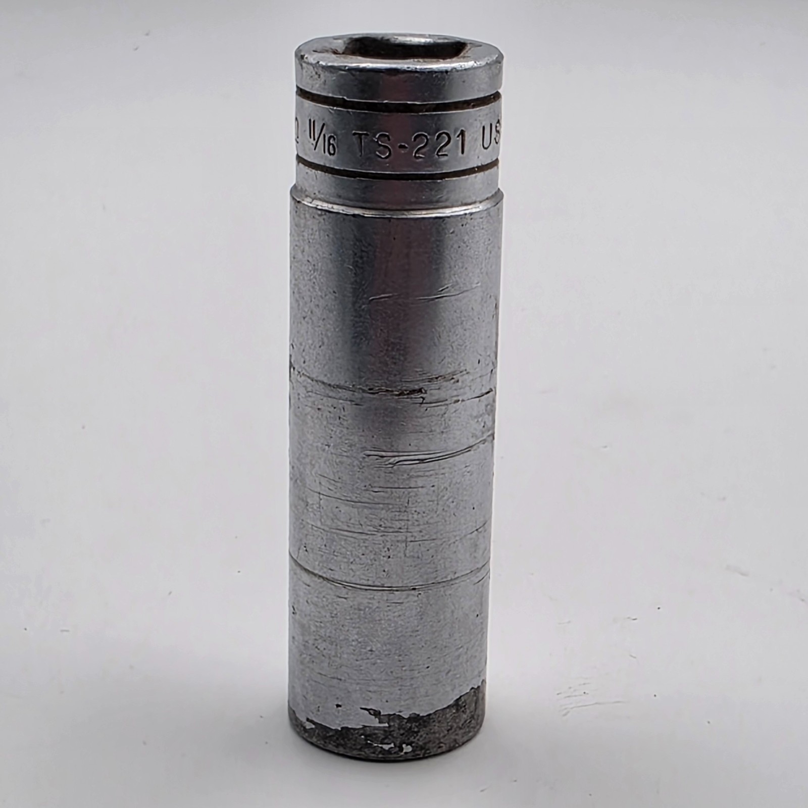 Snap-On TS-221 11/16 Deep Socket 1/2 Drive USA Vintage Chrome Tool