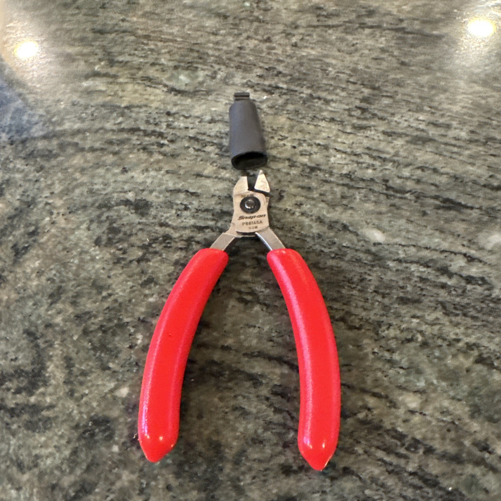 Snap On P88145a P series cutting pliers new in original packaging in red