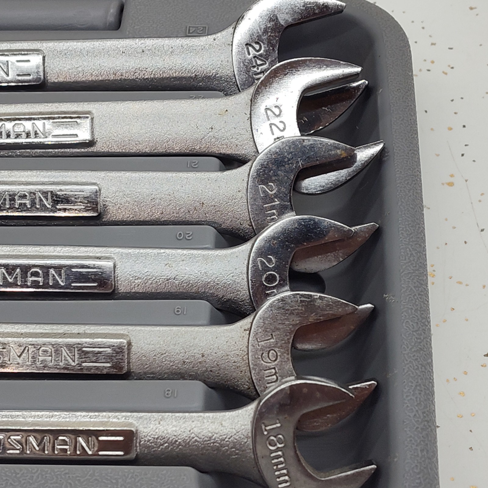 Craftsman 11mm to 24mm USA 13 pc Combination Wrench Set Metric W Case 46934 14pc
