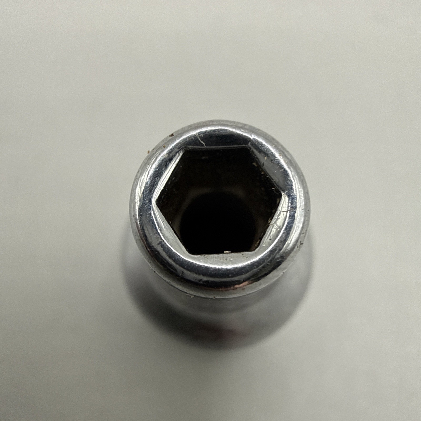 Craftsman 1/4 Drive 4mm 6-Point Socket Metric – EE-43505