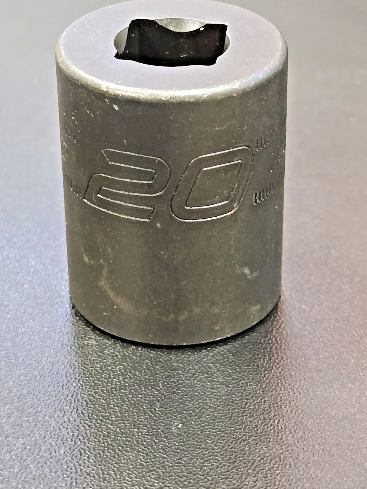 Snap-on ™ Tools USA NEW 1/2″ Drive 20mm Metric 6pt Shallow Impact Socket IMM200