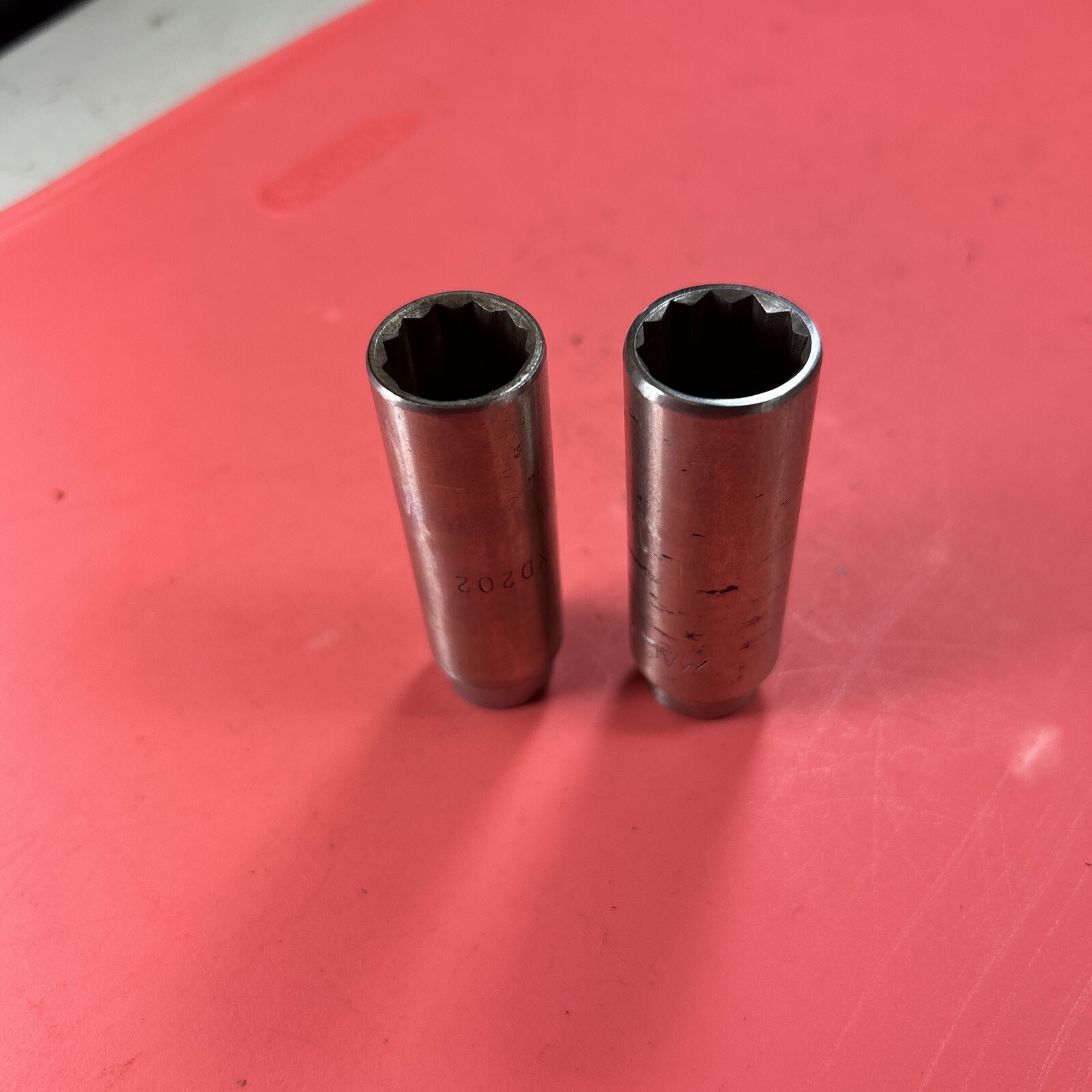 MAC TOOLS – Lot Of 2 Deep Sockets, 3/8″ Drive,12pt (5/8” & 11/16”)