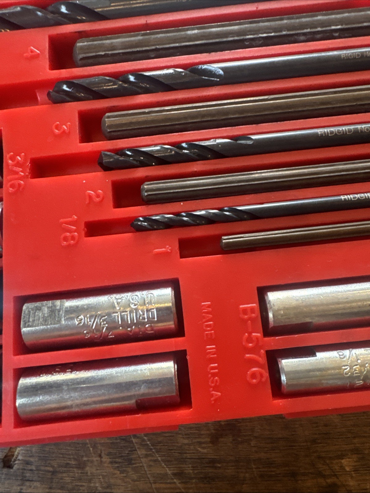Vintage Blue Point Snap-On Screw Extractor Set No. E-1020 Complete in Case