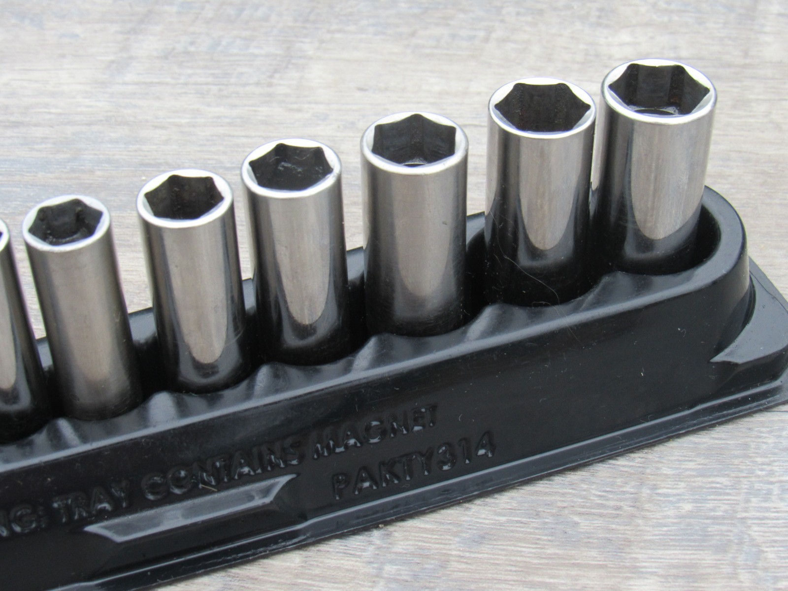 SNAP ON 12 PC 112STMMY 1/4″ METRIC 6 PT DEEP SOCKET SET 5MM – 15MMSTMM5 – STMM15