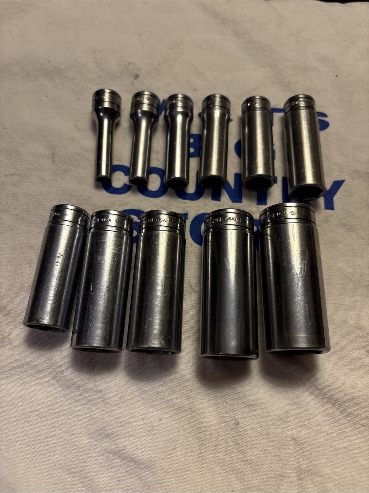 Snap-on Tools USA 3/8″ Drive 6pt 11pc SAE Deep Chrome Socket Set 211SFSY
