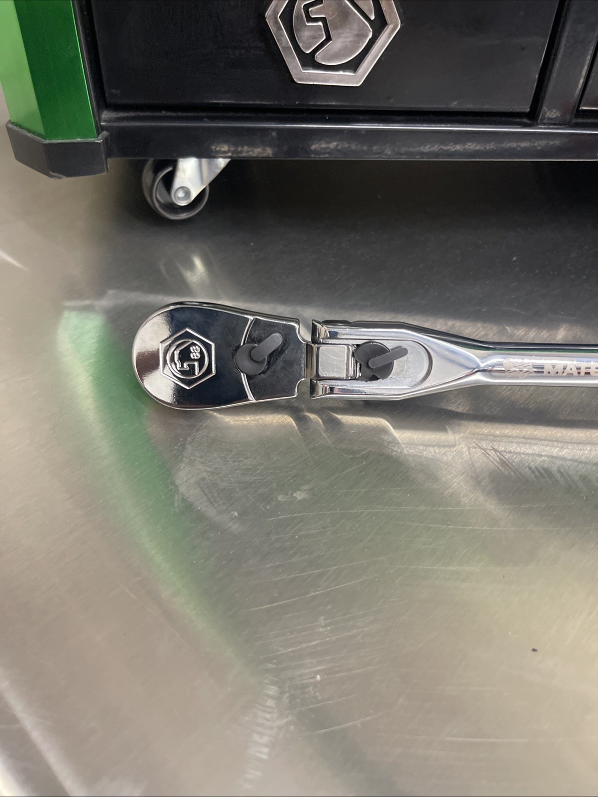 NEW! Matco Tools BFR128LFM 3/8″ DRIVE 12-1/2″ LOCKING FLEX HEAD RATCHET Orange