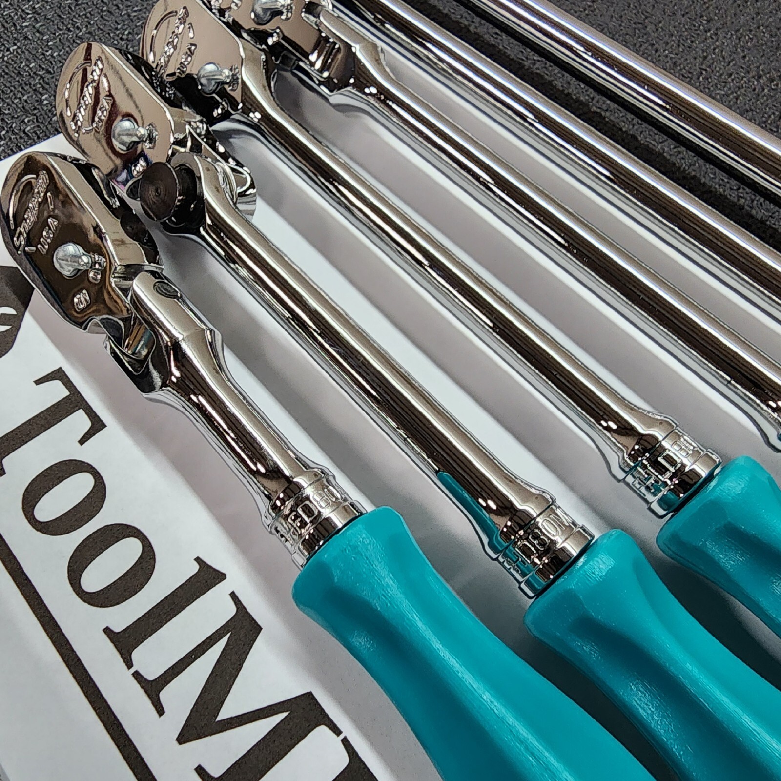Snap-on Tools NEW 8pc TEAL Hard Handle 3/8″ Drive Fixed & Flex Head Ratchet Set