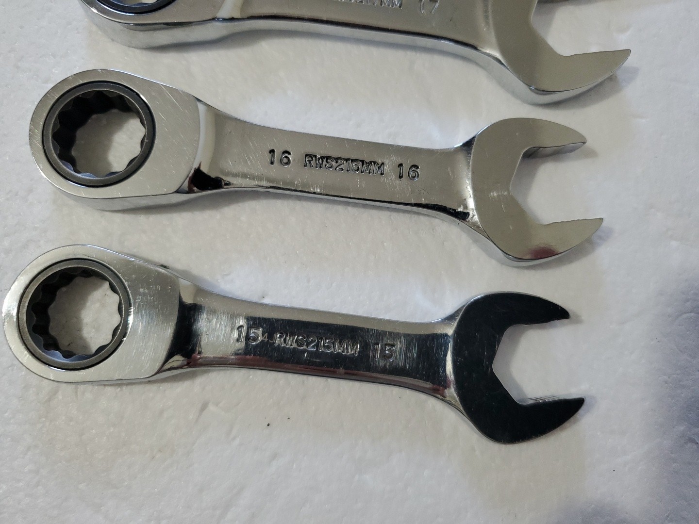 Mac Tools RWS 8mm-19mm Stubby 12-Point Ratcheting Wrench Set of 12