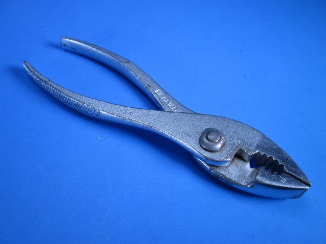 Vintage OTC OWATONNA TOOL CO Slip Joint Pliers No. 712 – 6-1/2 in. ~Made in USA~