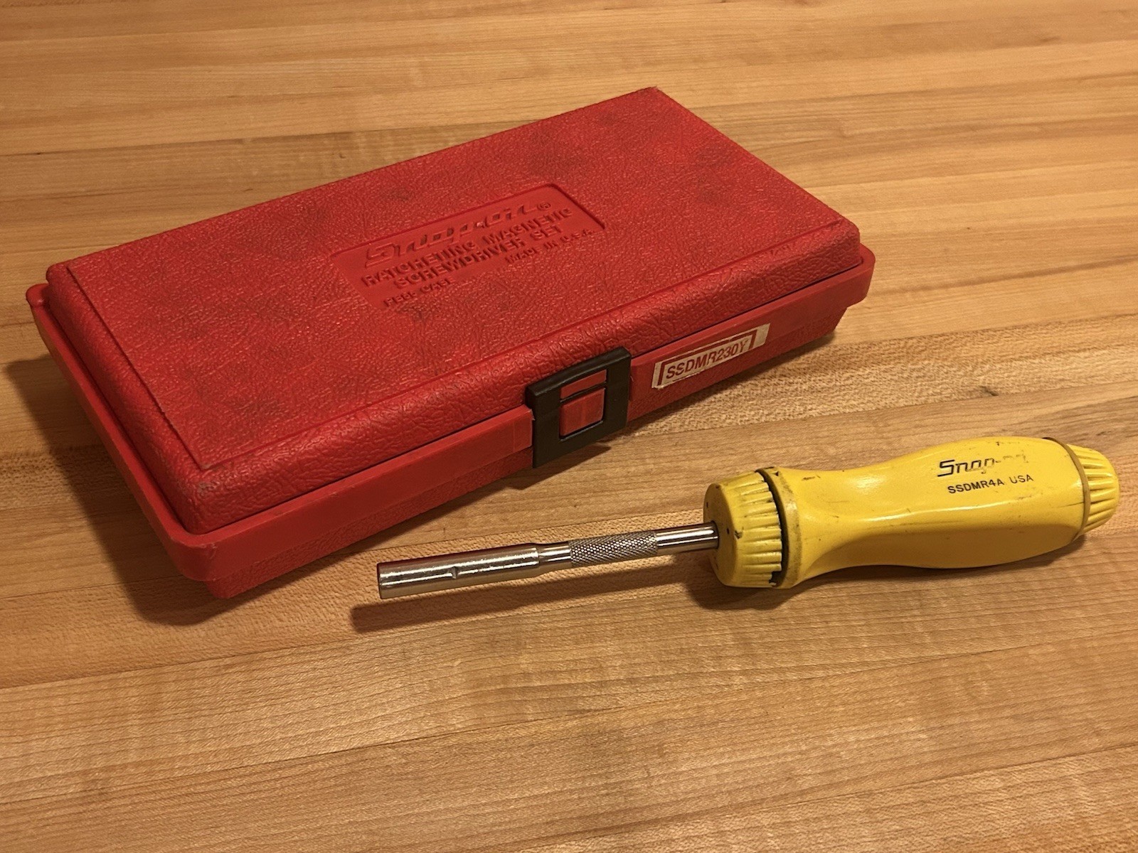 Snap-on Tools | 1990s SSDMR230Y Yellow Ratcheting Screwdriver Set + PB55 Case