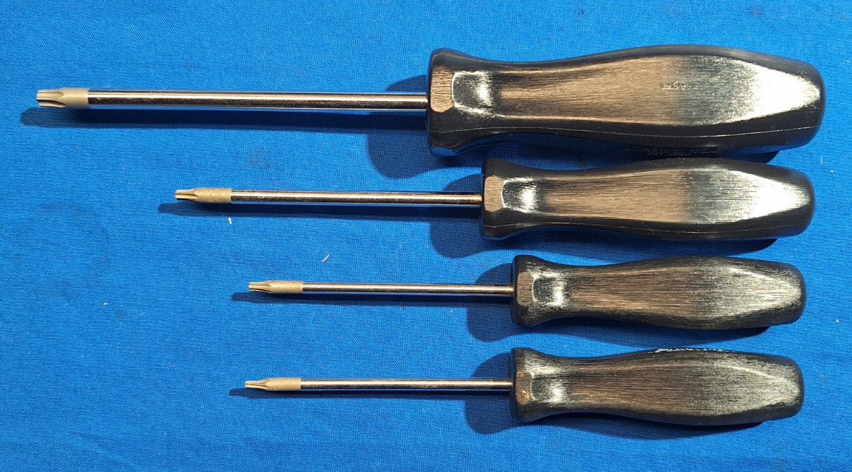 Snap-On 4 piece torx driver set hard black handles T30, T15, T10, T8 SDTX530