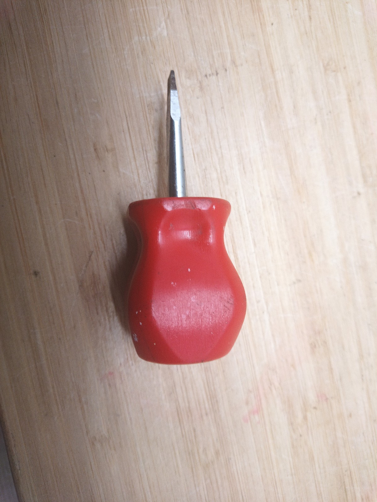 Snap On Stubby Flat Head Screwdriver Red SDD1