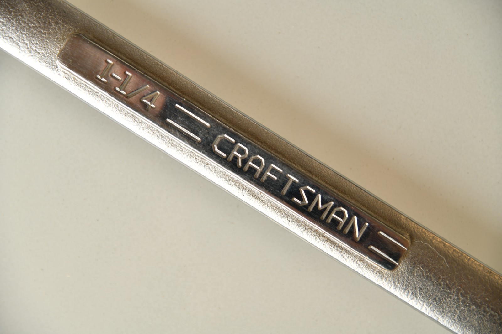 Craftsman USA -V- 44708 Combination Wrench 1- 1/4″ Raised Panel Wrench