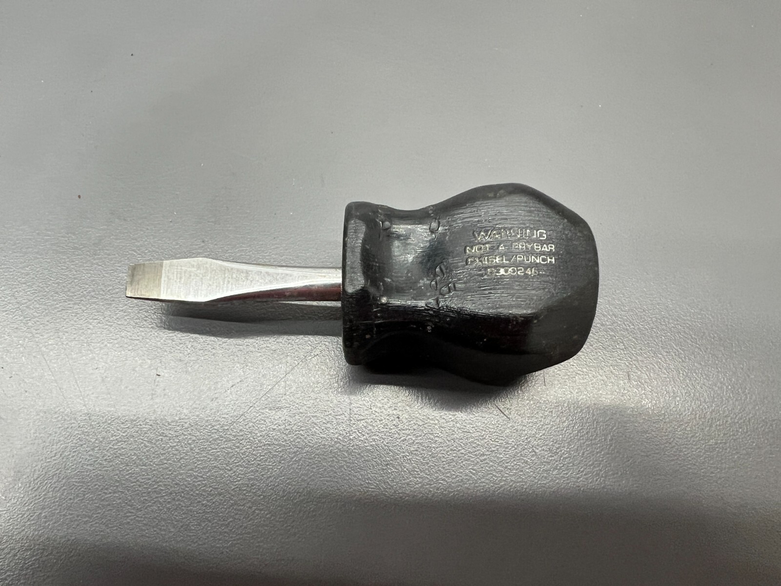 SNAP ON TOOLS SDD1 STUBBY BLACK FLATHEAD SLOTTED SCREWDRIVER – VGC – USA