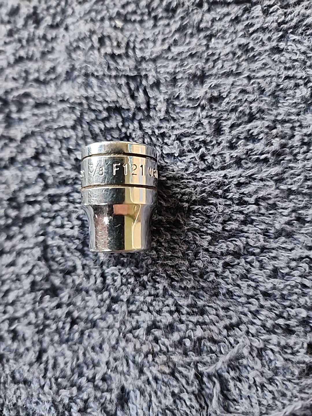 Snap On 3/8″ Drive 12pt. F121 3/8″ Shallow Socket USA.