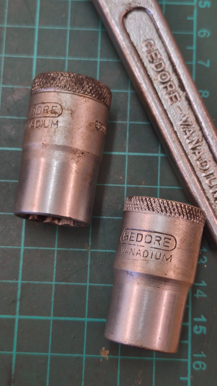 Joblot metric and imperial sockets, bedford, gedore etc – used