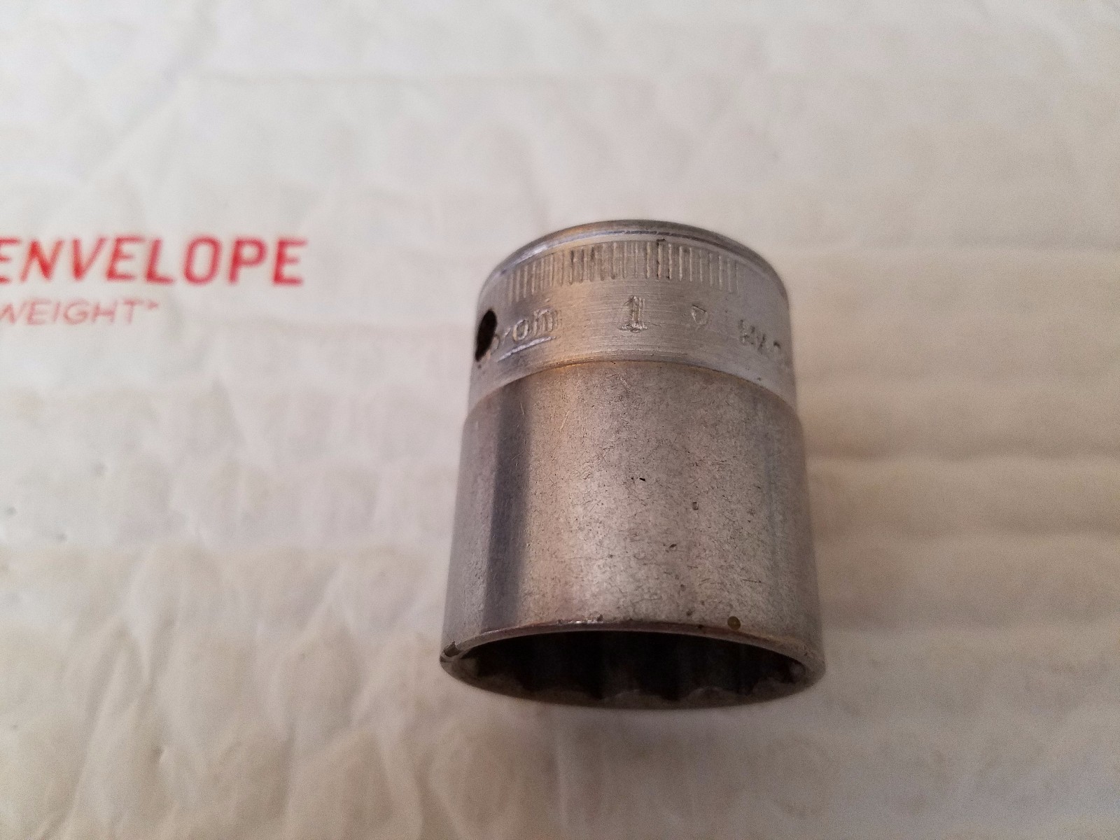 Snap-on SW-320-1/2 1″ 12pt 1/2″ Drive Socket