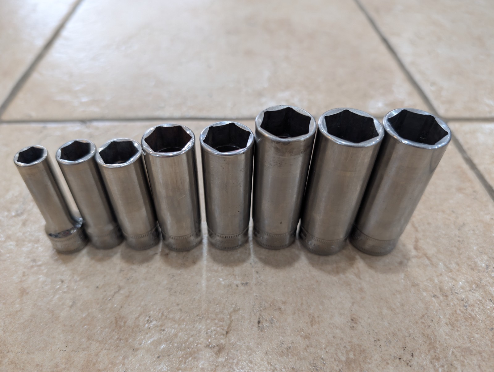 Snap On 3/8 Drive Deep Metric 6 Point Socket Incomplete Set USA Plastic Tray