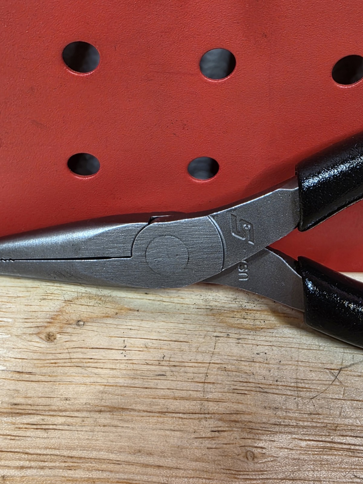 Snap-on Tools 95ACF Black 6″ Soft Grip Needle Nose Pliers USA
