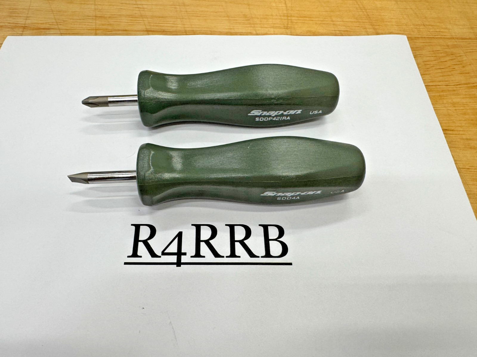 Snap-on Tools NEW COMBAT GREEN 2pc Hard Standard Handle Stubby Screwdriver Set