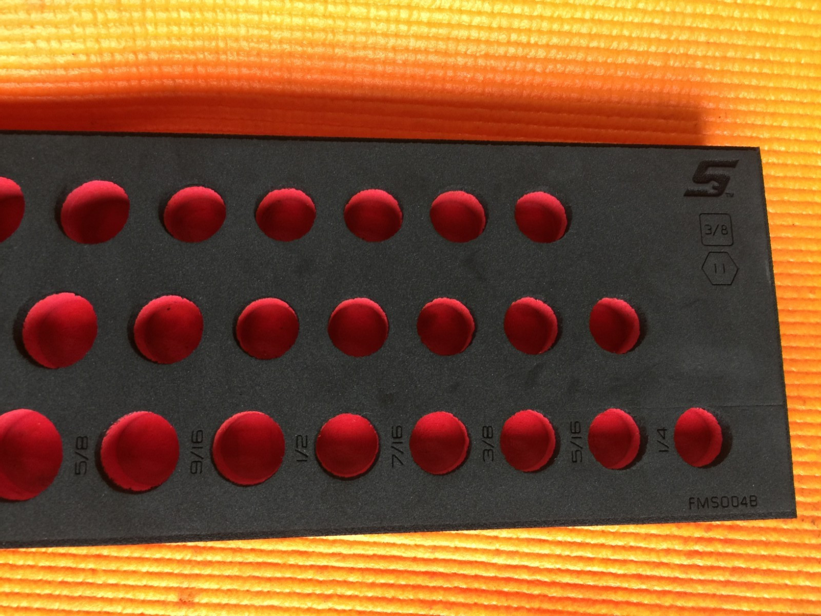 Snap-on 39 PIECE 3/8″ Drive SAE Socket Set Red FOAM ONLY USA LIKE NEW