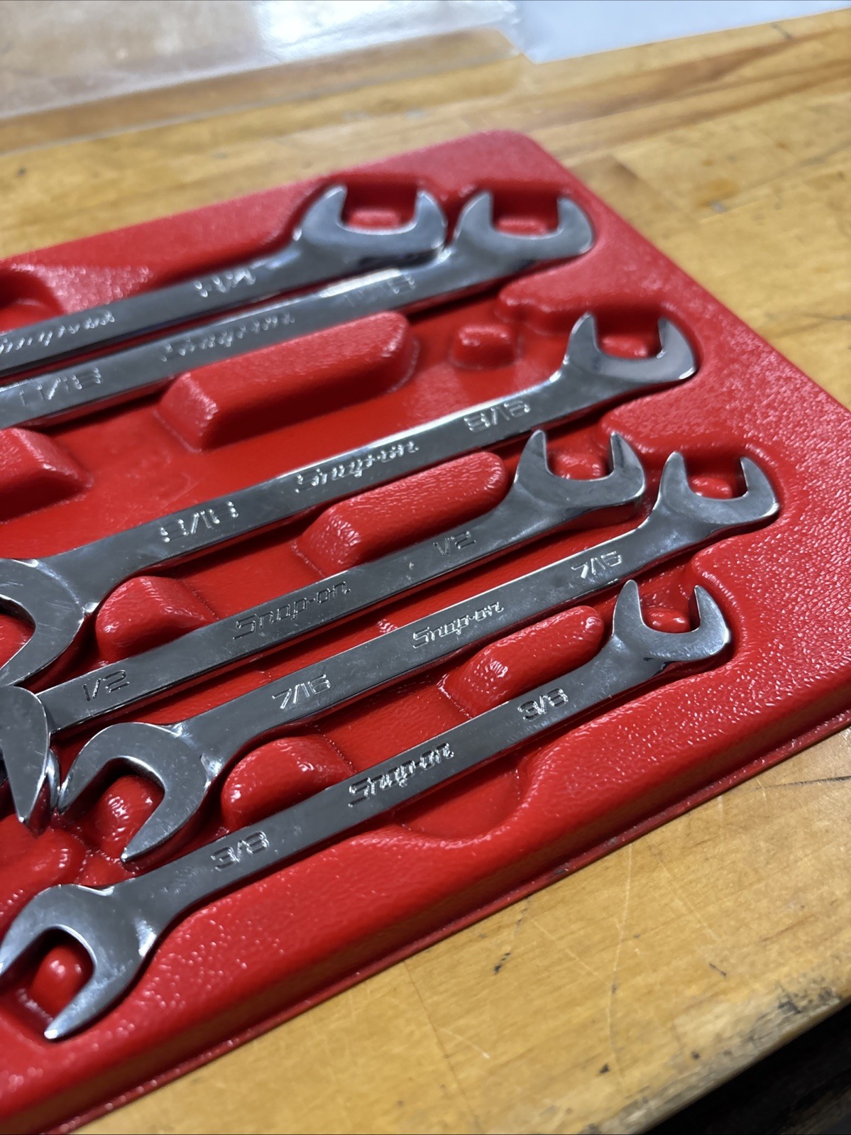 Snap On 7 Piece SAE Four-Way Angle Head Open-End Wrench Set VS807B