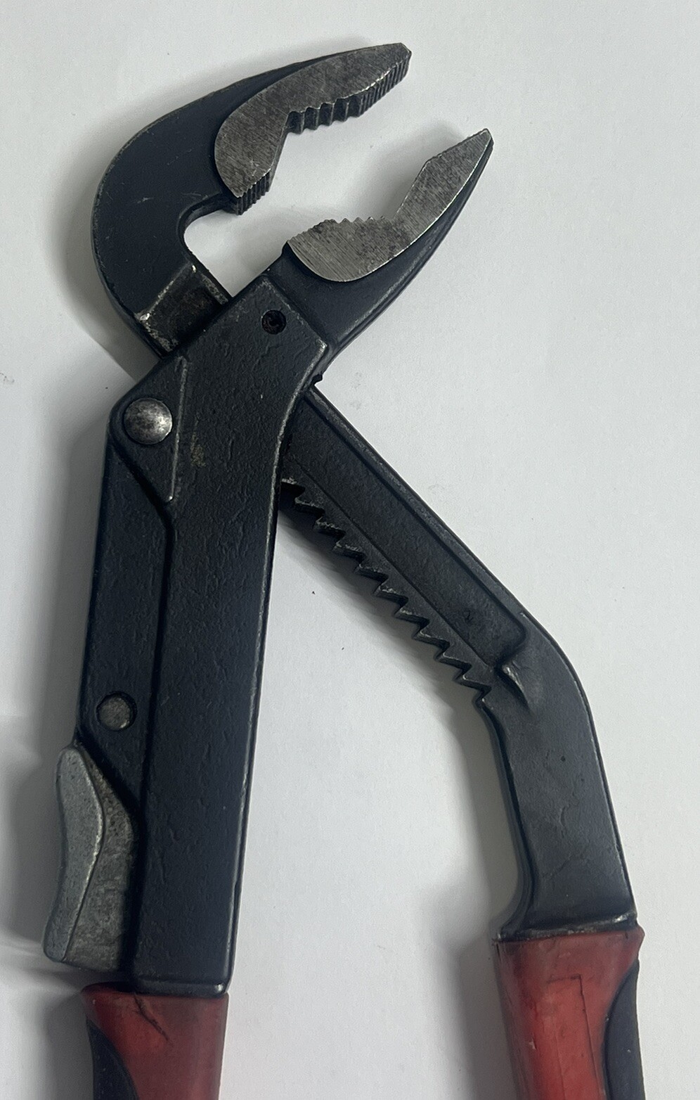 Snap On Tools Blue-Point AP10 10″ Adjustable Joint Pliers