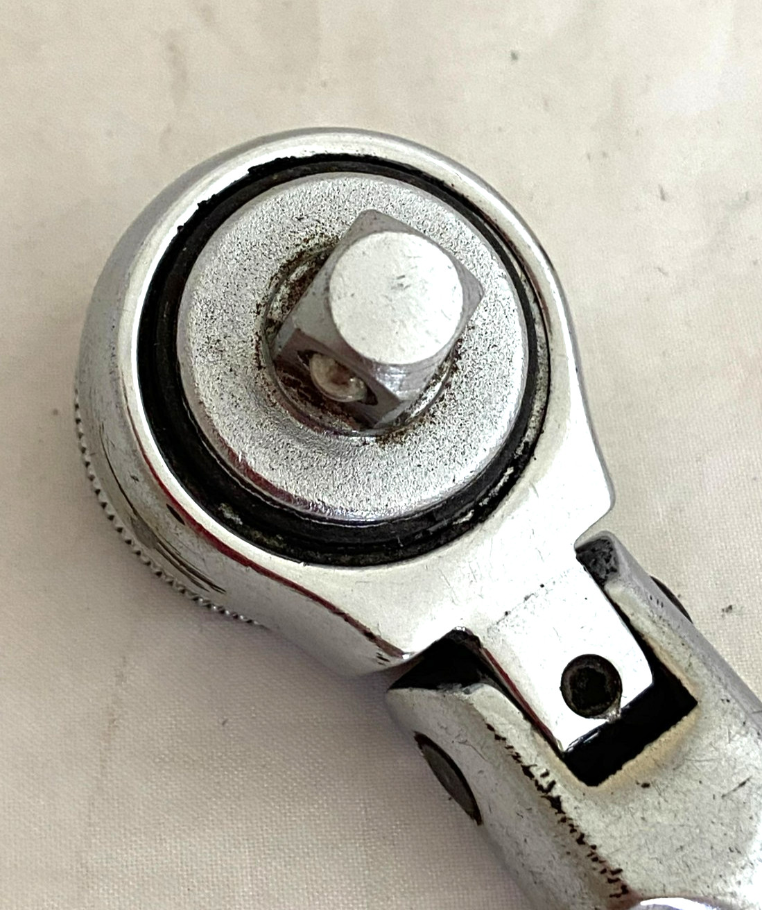 Vintage CRAFTSMAN 94378 Stubby 3/8″ Drive Flex Head Thumb Wheel Ratchet