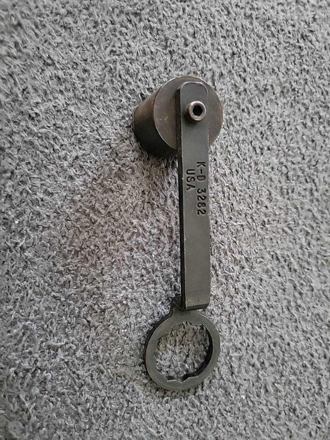KD Tools 3282 Chrysler Timing Belt Tension Tool USA black Car Wrench Steel