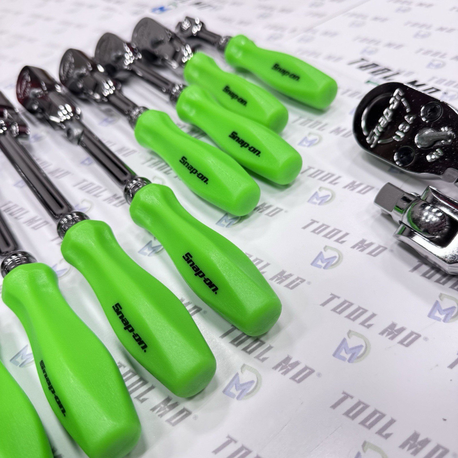 Snap-on Tools USA RARE 31pc GREEN 1/2″ 3/8″ 1/4″ Drive Ratchet Set SHLFD80A
